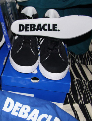 NIKE SB DEBACLE BLAZER低调发售 全球限量24双仅70美金