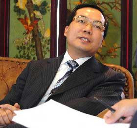 解密香港石油大亨许智明传奇创业人生