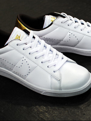 ��ԭ������Nike Sportswear�׽�Air Tennis Classic����