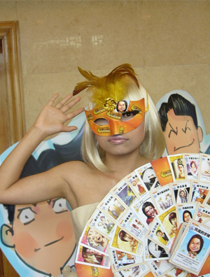 ��㴩��ȹ�߸�Ьģ��Lady GaGaɦ��Ū�� �ﲻ����������
