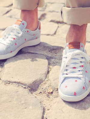 ��������֪������La MJC����Lacoste�����Ƴ�Broadwick����Ь��