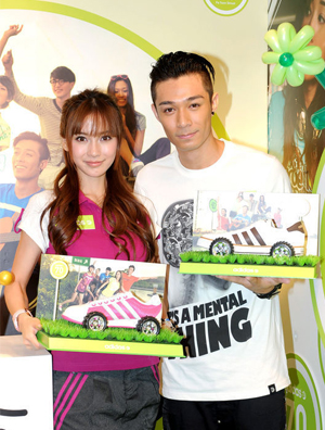 �ܰغ���Angelababy�����˶�Ь �������ѵú�����