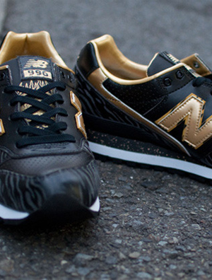 日本atmos联名Secret Base推出New Balance M996虎纹跑鞋