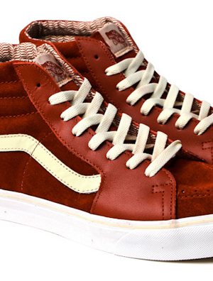 Vans释出2010秋冬枣红皮革版Sk8 Hi和Chukka鞋款