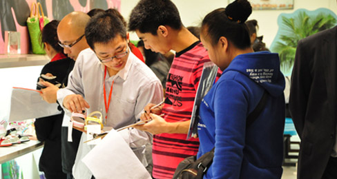 ������ͯЬ2011�ļ�������������Ļ