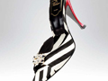 放纵午睡的愉悦,Roger Vivier Barrée系列鞋款