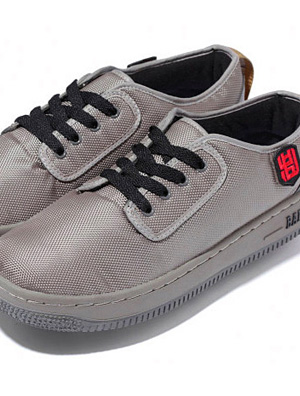 Ѱ������ͻ�ƣ�A BATHING APE BAPE STA MIL LOW