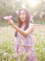 杜晓婷秋日写真曝光 蝴蝶仙子翩翩起舞