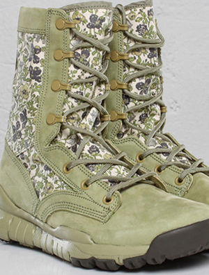 美丽花朵,魅力无限,LIBERTY LONDON X Nike Sportswear SFB
