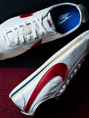 Nike Sportswear�¾���˹���ý���Ӱ������������������ɫ