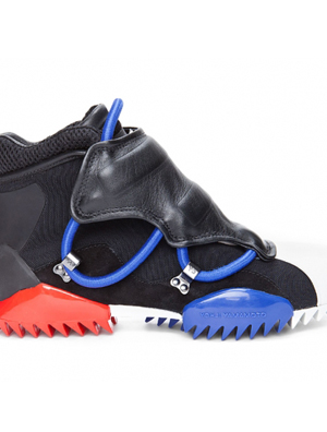 Y-3推出全新鞋款Black Savage,那真是怪异十足啊!