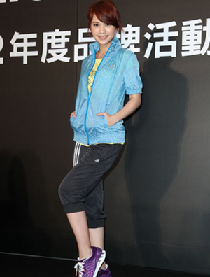 杨丞琳代言知名运动鞋服品牌 将挑战接力马拉松