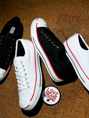 Undefeated��Converse�ٶ������Ƴ��޶�����Ь