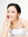 李倩写真率性俏皮 笑容绽放流露灵动
