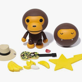 A Bathing Ape x Revoltech联名可动式公仔'Baby Milo'