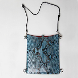 Jil Sander iPad�Ƴ����Ʊ�����'Python Show Bag'