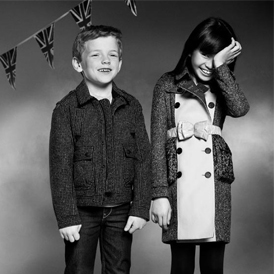 Burberry 2012秋季童装新品广告大片:充满天真童趣