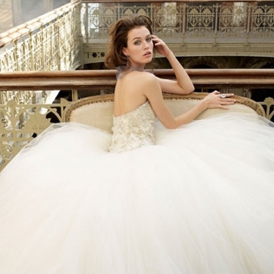 Lazaro 2012��ɴ��Ʒ����һ���鶯������