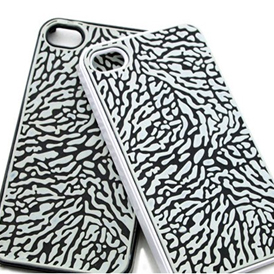 Kinetics发布全新象纹IPhone 4/4S保护壳