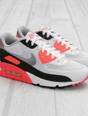 Nike Air Max 90 Hyperfuse 回归原色