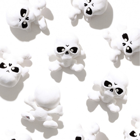 mastermind JAPAN 推出白色骷髅公仔