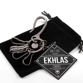 Ekhlas 推出Fishhook keychain 配件系列