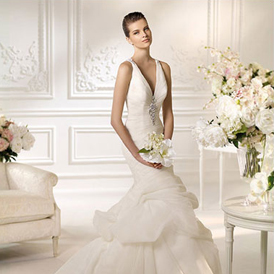 White One 发布2013春夏婚纱系列预览