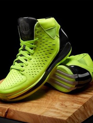 adidas 打造D Rose 3‘Chicago Fire’鞋款