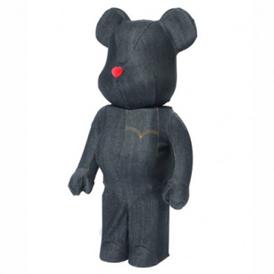 Levi’s 501 联名Medicom Toy 推出丹宁小熊