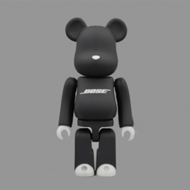 Bose 联手Medicom Toy 打造了开幕限定款