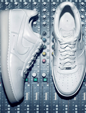 �Ϳ��Ƴ���C��ר���ĸ���ǩ��Ь��Air Force 1