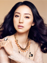 董璇高云翔杂志大片 共写幸福迎炫彩圣诞