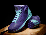 adidas 为NBA篮球明星打造签名新式样球鞋