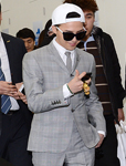 G-DRAGONѼ��ñ��������װƤЬ����ʱװ��