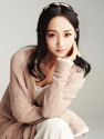 杨蓉全新写真曝光 清丽雅致分外脱俗