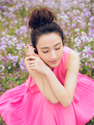 张俪森女系写真曝光 笑靥如花展春日气息