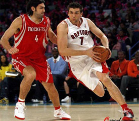 中国产篮球鞋亮相NBA全明星赛场